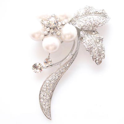 Swarovski Crystal Flower Leaf Pearl Brooch