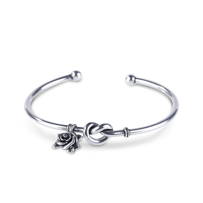 Knot Love Bangle