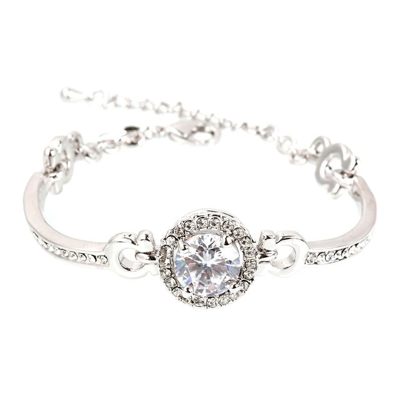 Classic Halo Design Bracelet